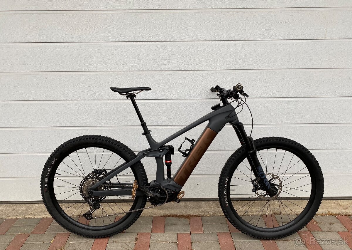 Karbónový Trek Rail 9.8 XT Project One - 10