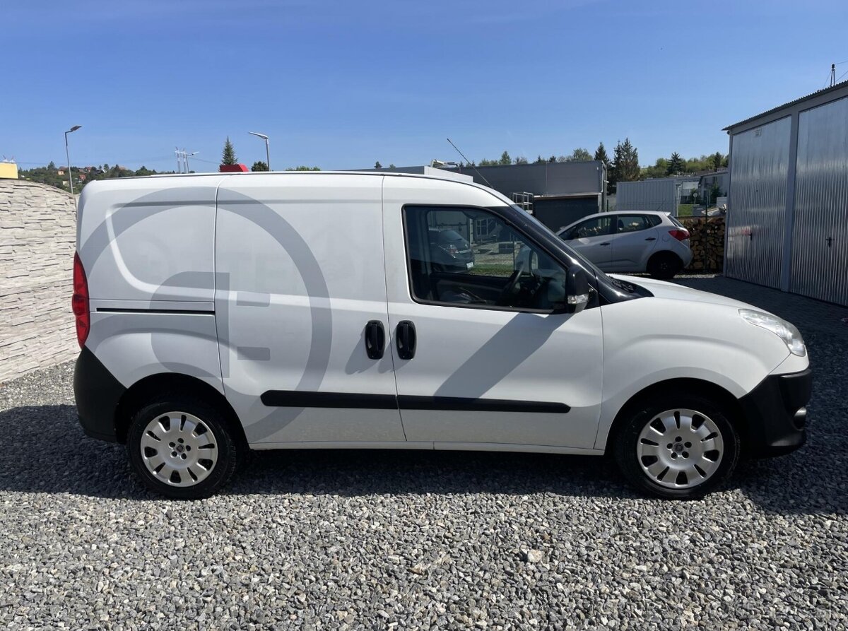 Fiat Dobló cargo 2.0 MULTIJET 16V 133PS SERVIS - 10