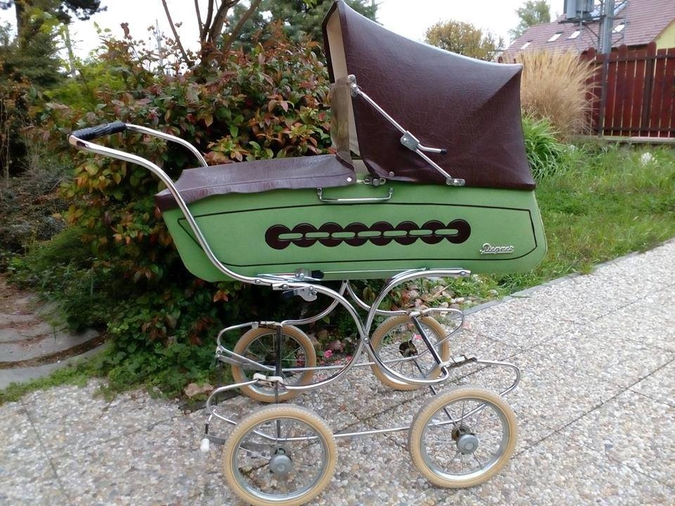 Retro kočík, starý nostalgický Zekiwa. - 10