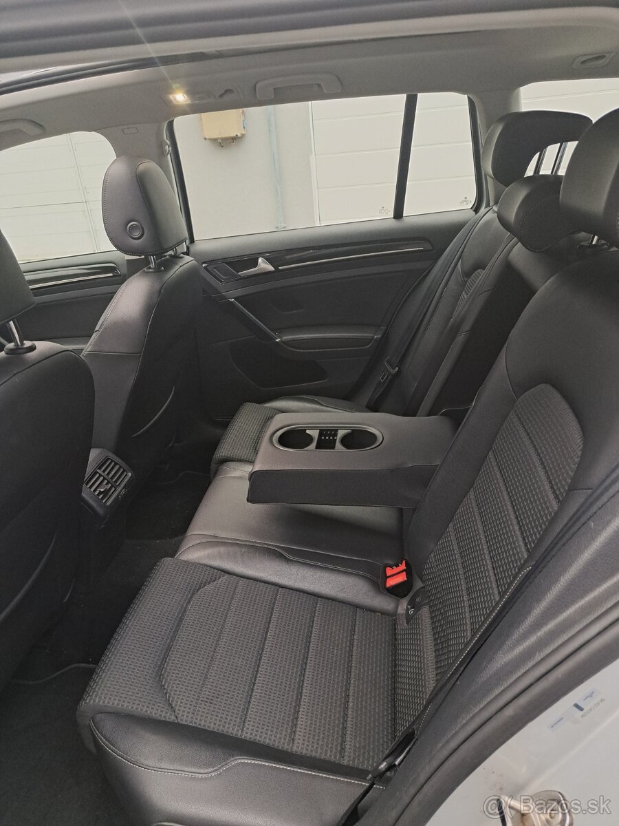 Volkswagen Golf variant 2.0 tdi 110kw - 10