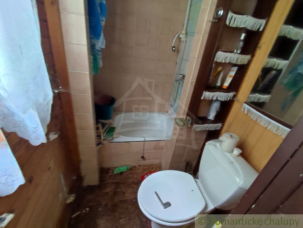 5-izbová chata na polosamote v krásnom horskom prostredí v - 10