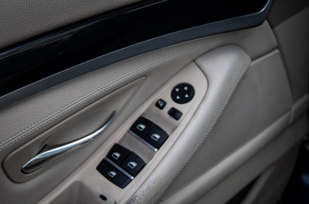 BMW rad 5 Touring 530d xDrive - 10