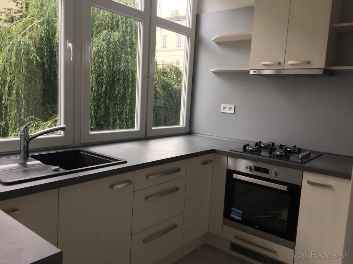 Prenajom 2izbovy kompletne zariadeny byt na Tomášikovej ul. - 10