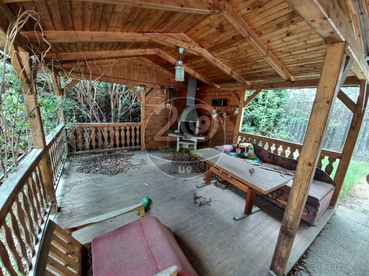 Dražba rodinného domu na Matejovskom námestí v Poprade - čas - 10