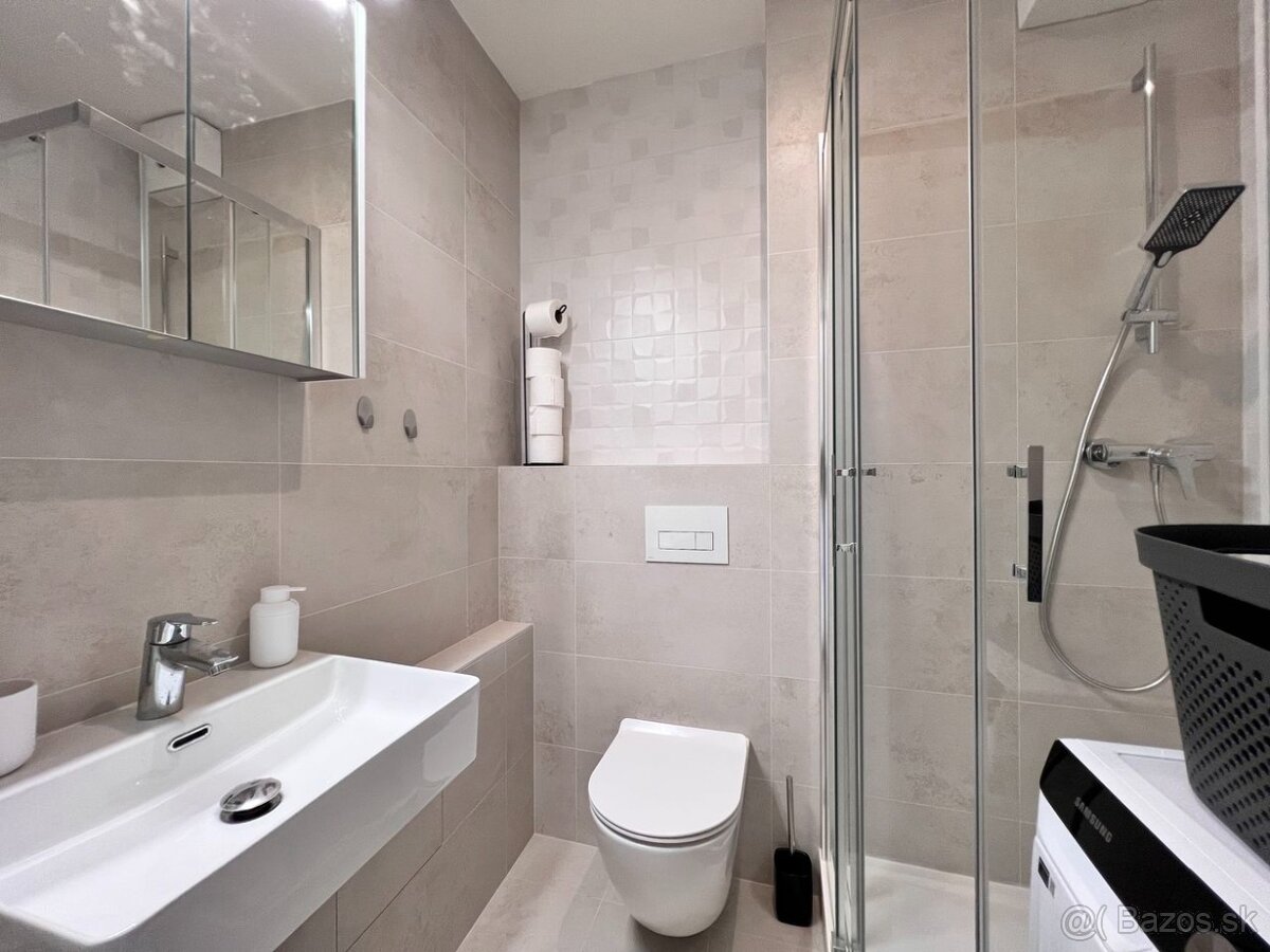 Newly renovated 1.5-room apartment – Krivá Street, walking d - 10