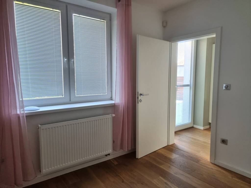 PREDAJ - 3 izbový dom v centre mesta, Nitra - 10