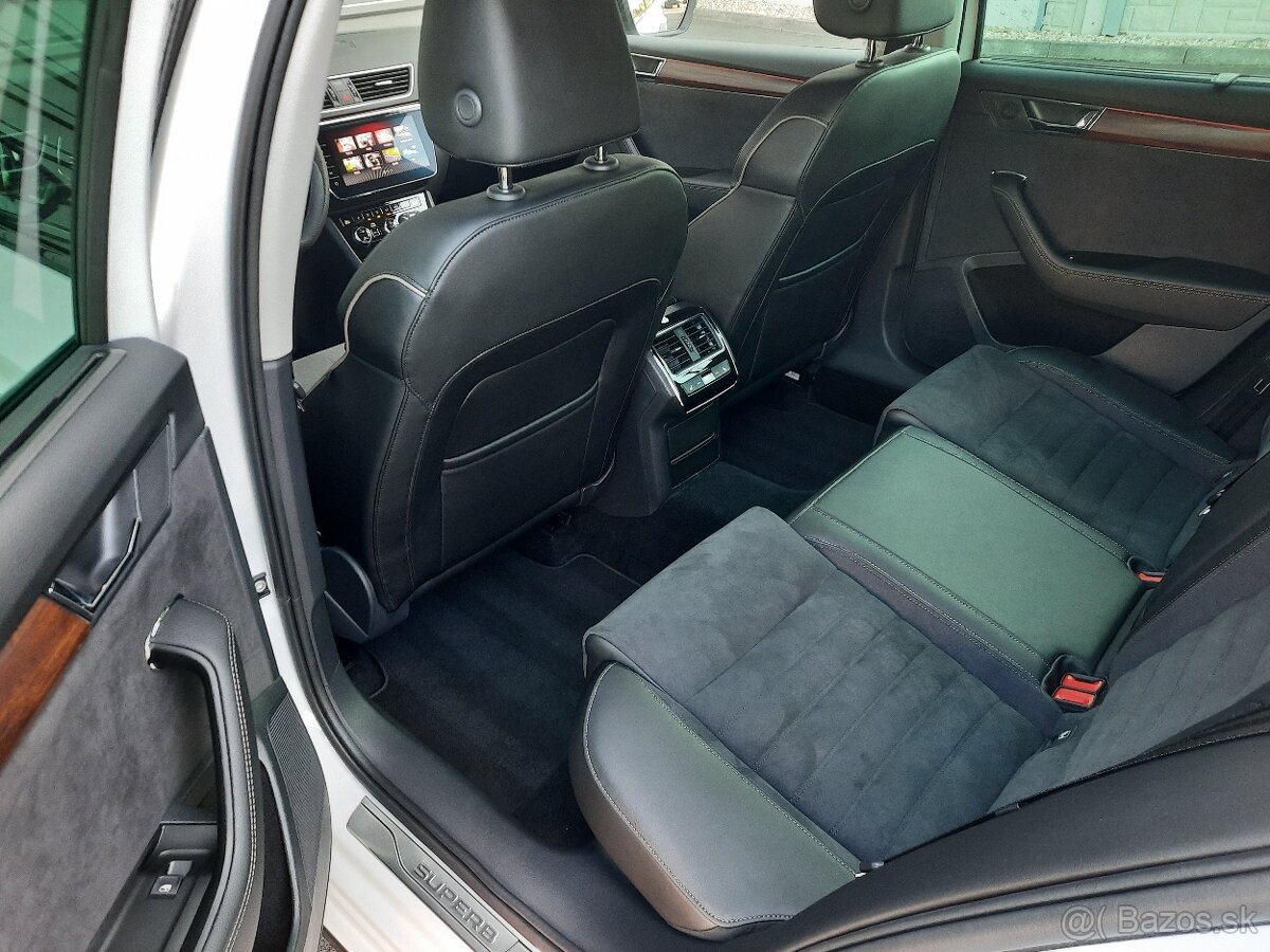 Škoda Superb Combi Scout 2.0 TSI 280kW 7AP 4x4 - 10
