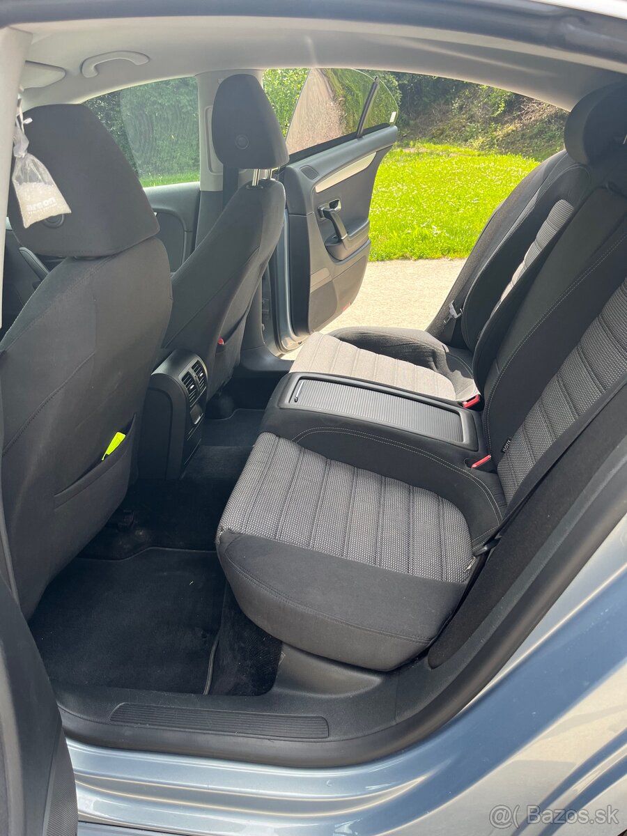 Volkswagen Passat CC - 10