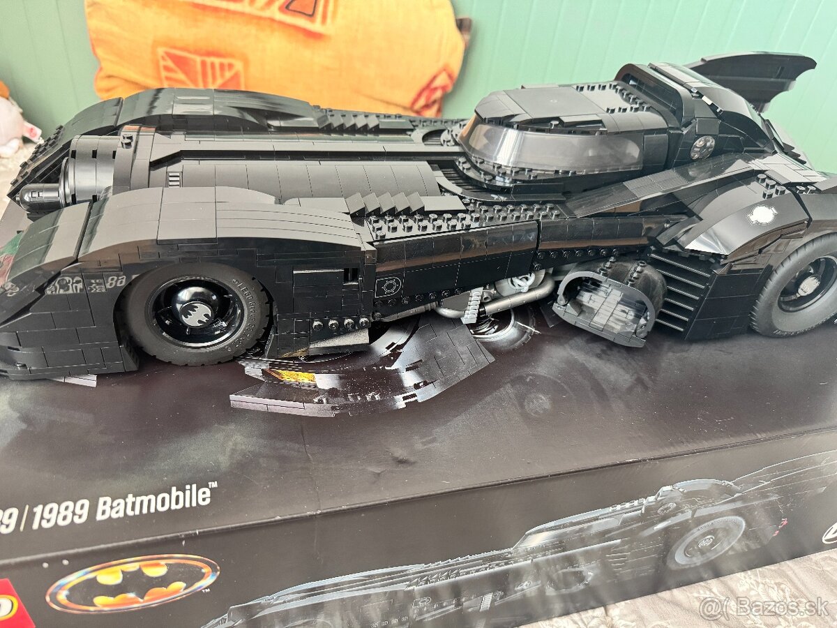 LEGO 1989 Batmobile - 76139 - 10
