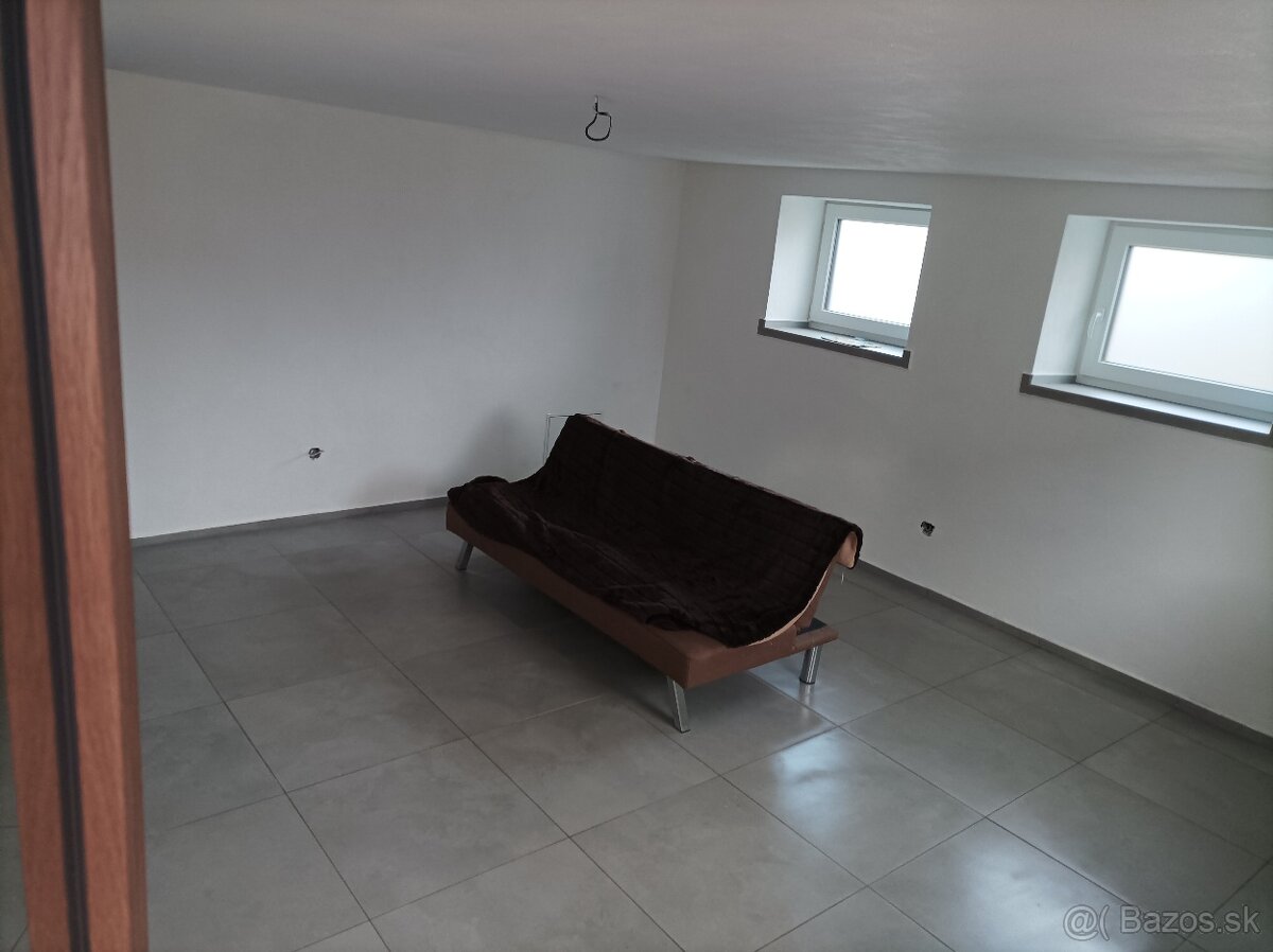 Hodinový manžel / pomocník - 10