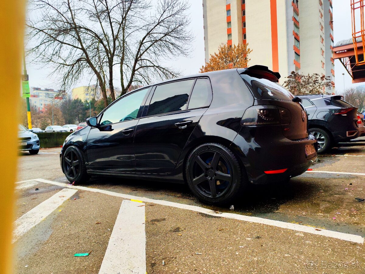 Volcwagen Golf 6+ 2011 nádherný stav - 10