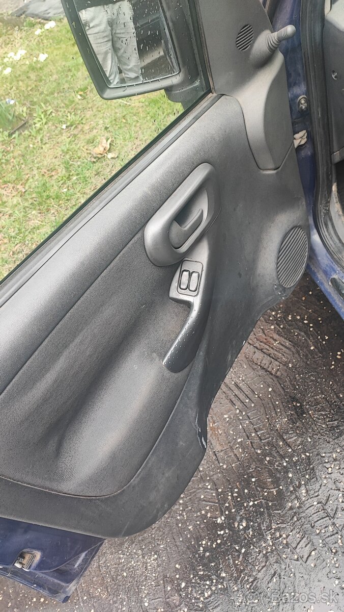 Opel combo 1.4 2009 - 10