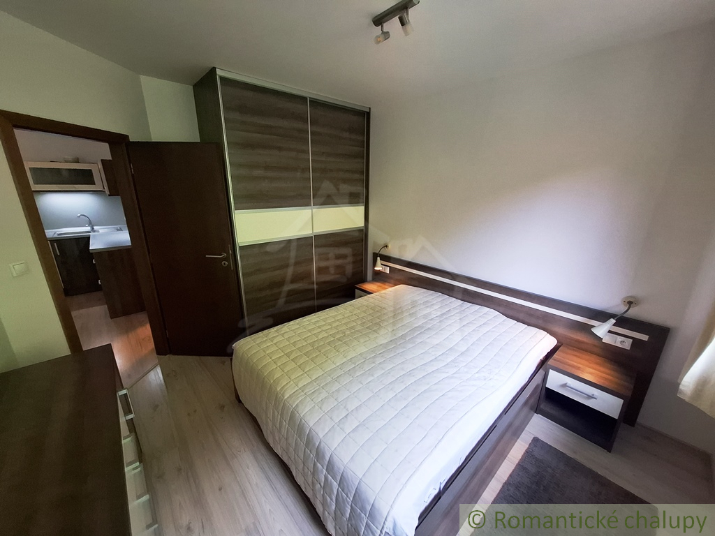 Cena dohodou Investičný plne zariadený apartmán v rekre - 10
