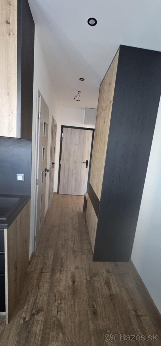 Predam 2.izbovy byt - 10