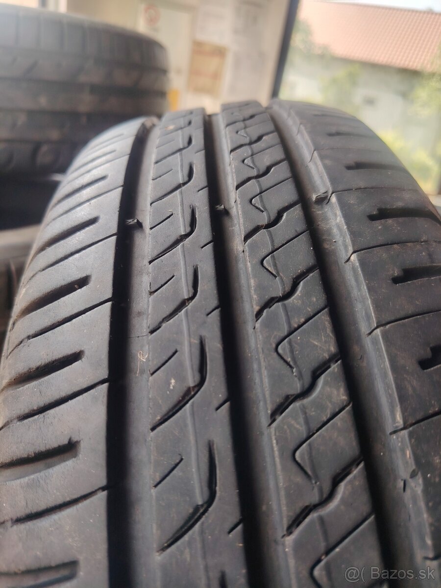 Predám Pneu 195/65R15 91H letné - 10