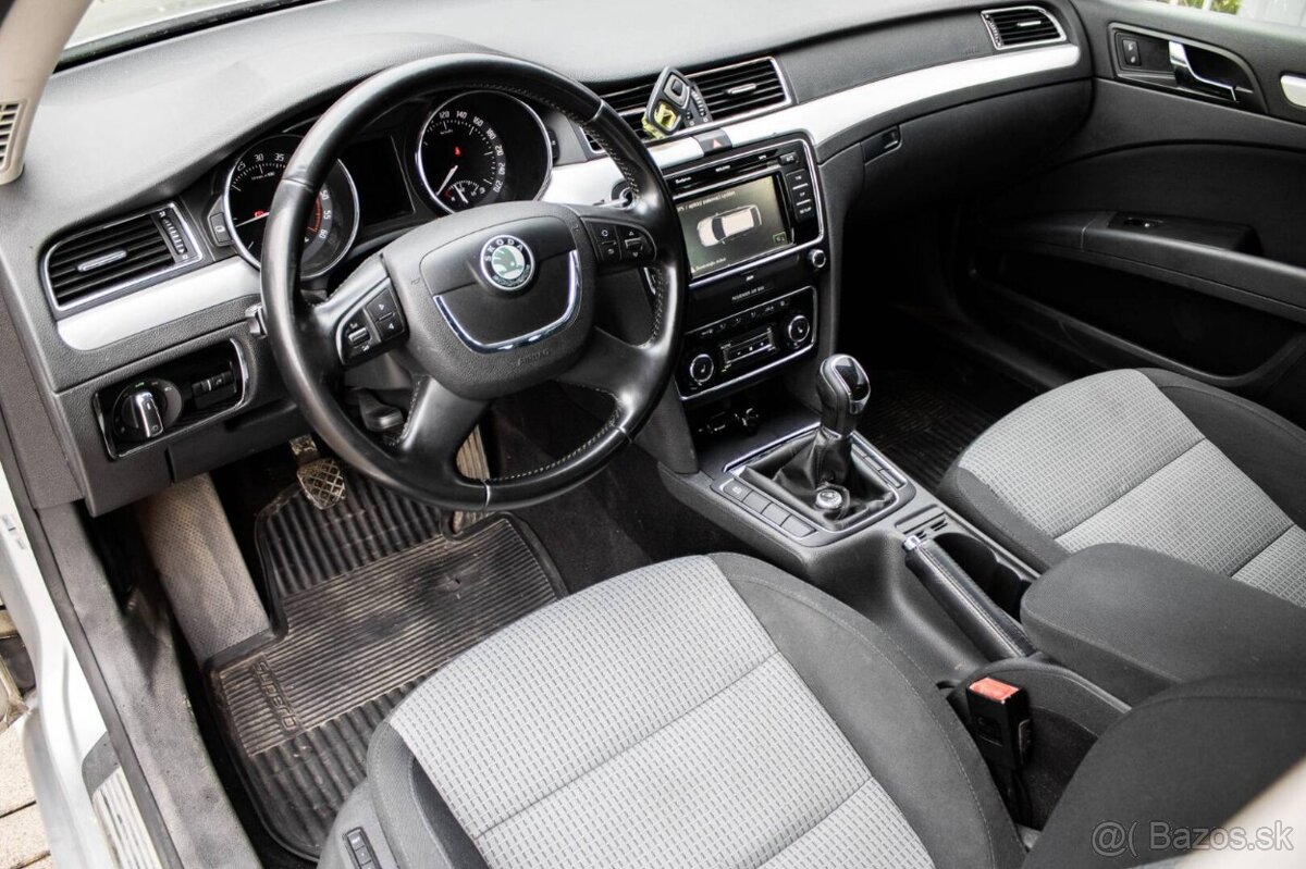 Škoda Superb Combi 2.0 TDI, 125kW (2012) - 10