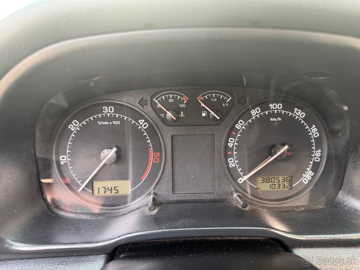 Škoda octavia 1,9tdi 81 kW - 10