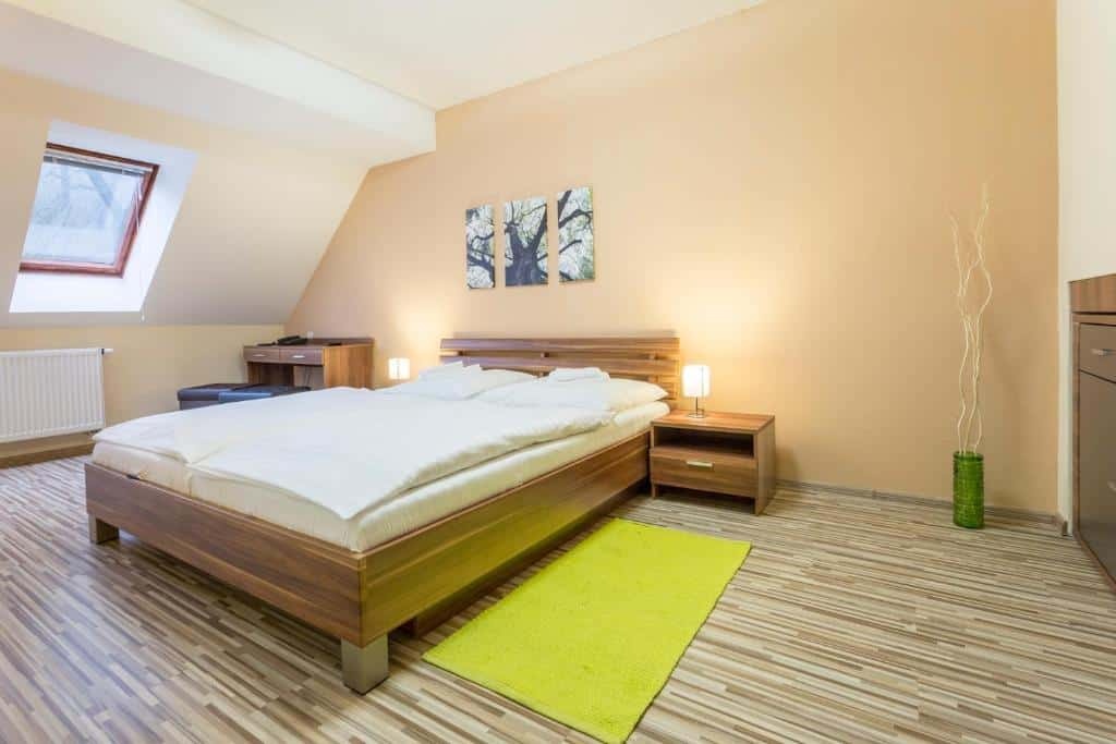 Hotel v nádhernom prostredí pod Tatrami na predaj - 10