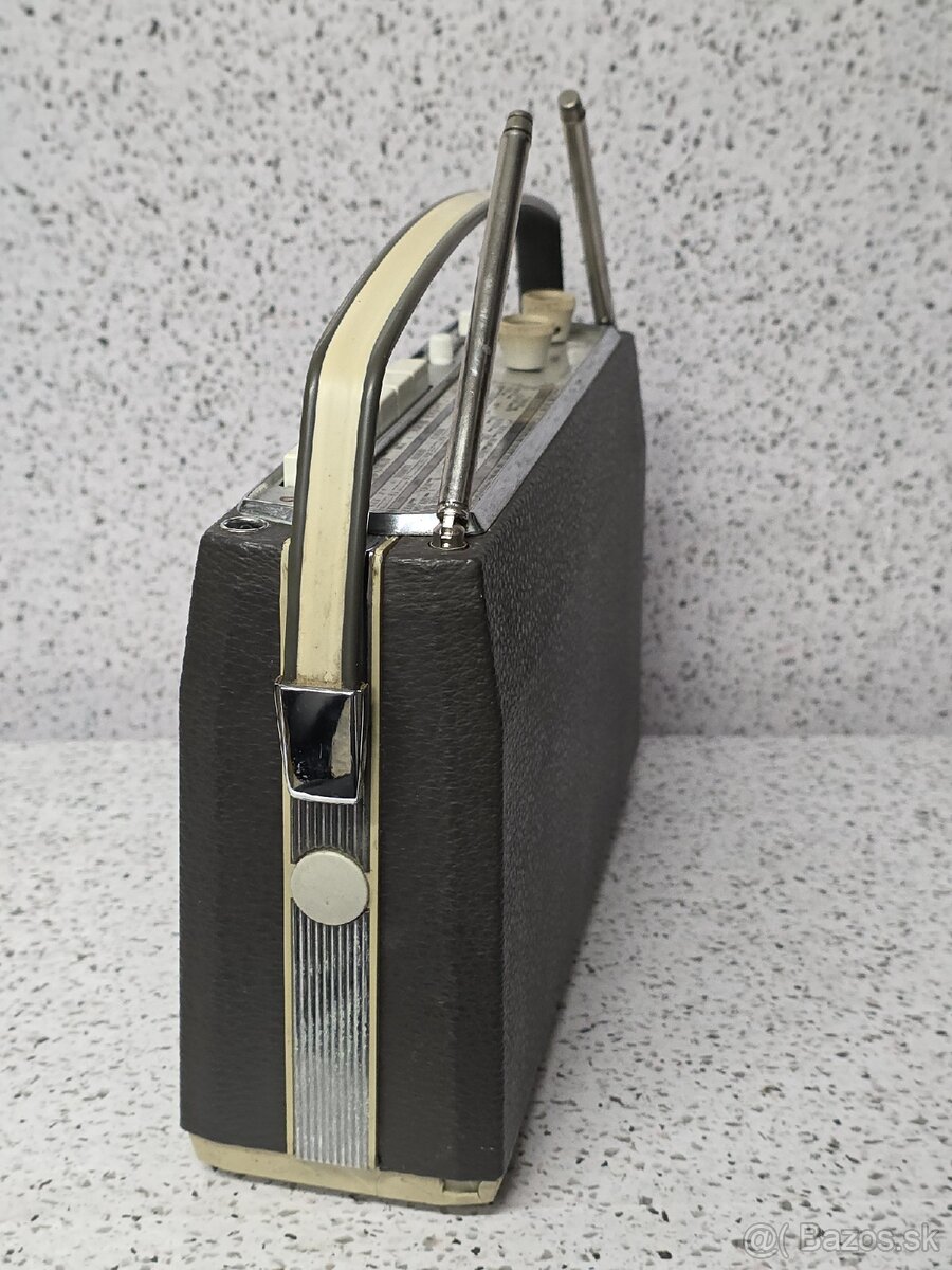 Optalix 》Neywa 》ORION 》COMMANDER 1 》TELEFUNKEN 》Graetz - 10