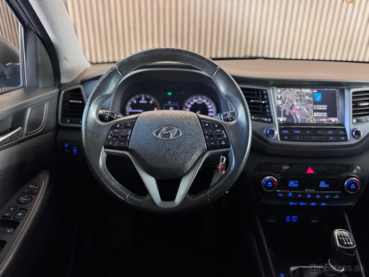 Hyundai Tucson 1.7 CRDI Family - 10