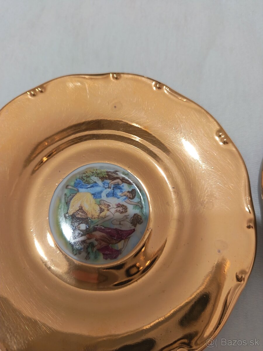 Porcelánová súprava. - 10