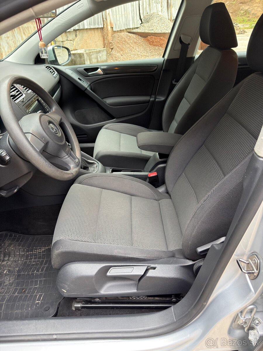 Volkswagen Golf VI 1.6 TDI - 10