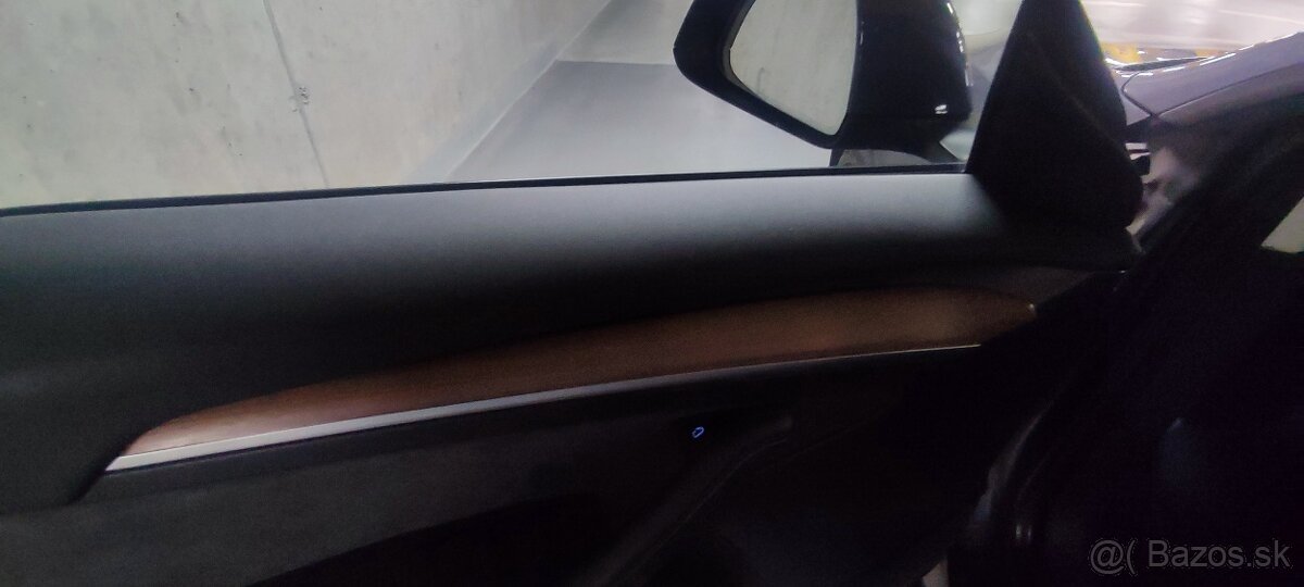 Tesla Model 3 Long Range 82kWh AWD, dual motor 20 745 € Mož - 10