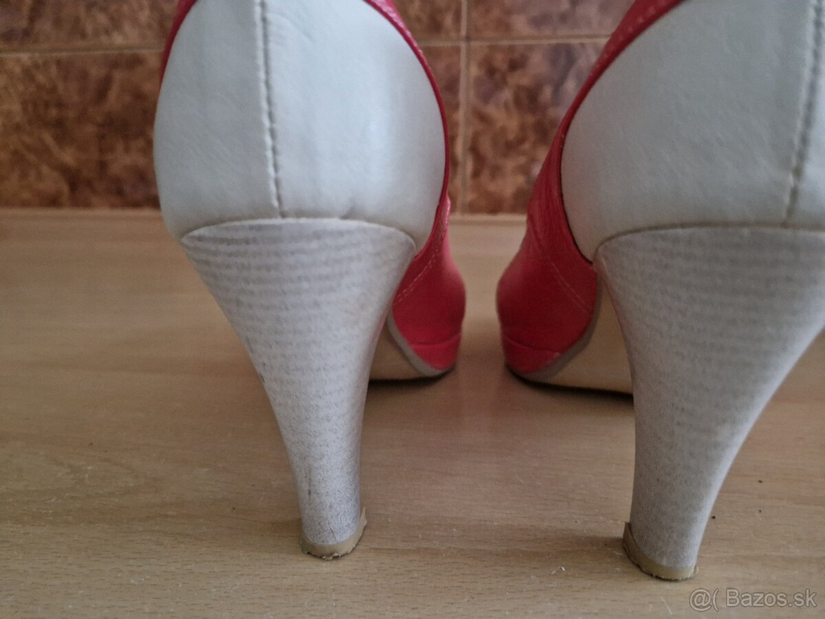 2x látkové lodičky č. 39, 38 a kožené č. 39 - 10