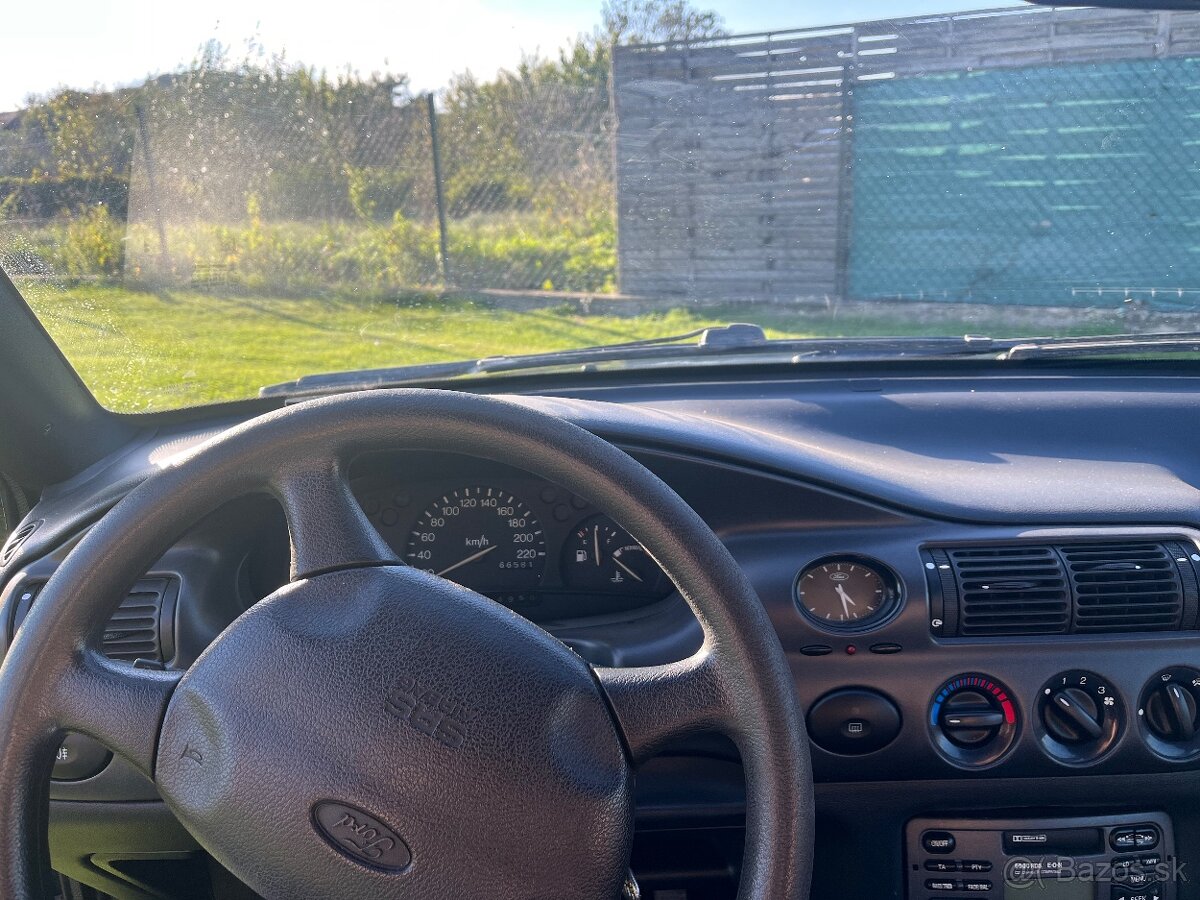 Ford escort - 10