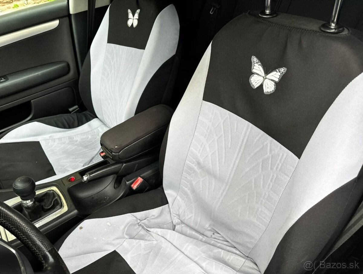 Audi A4 Avant 2.0 TDI - 10