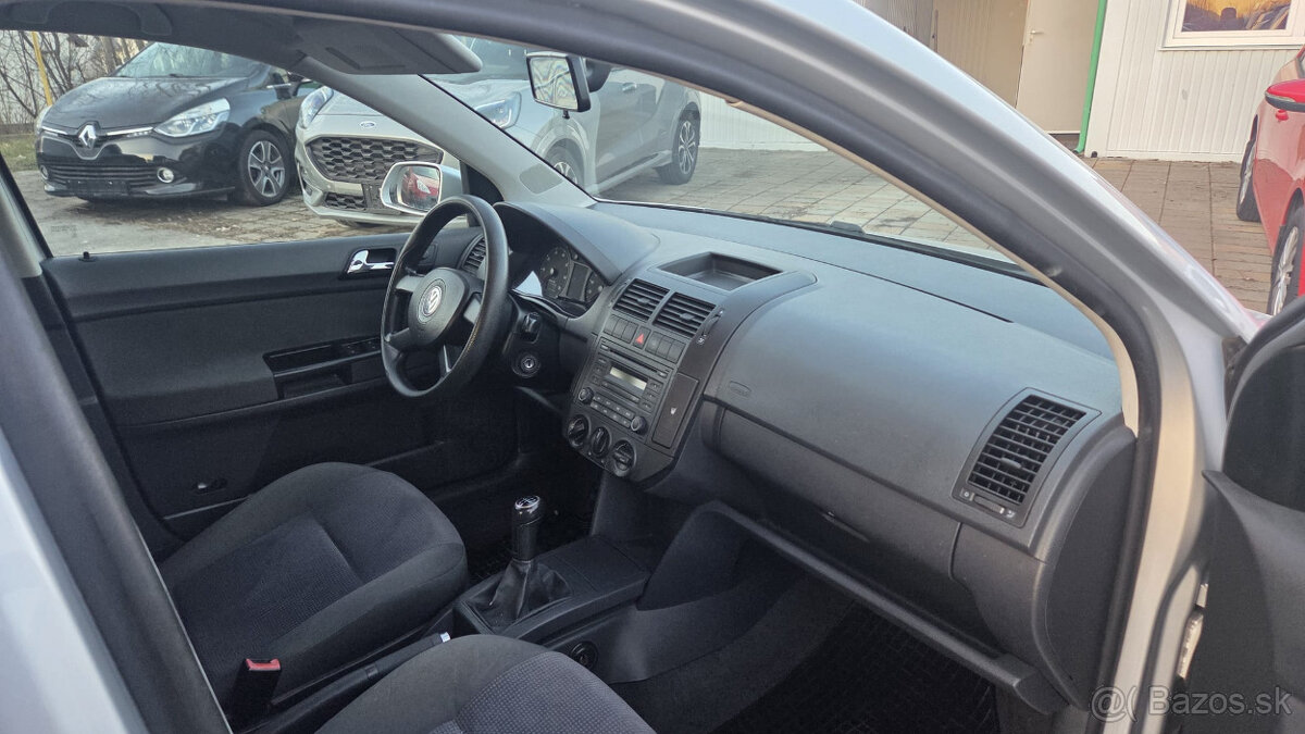 VW POLO 1,2 HTP r.v. 2005 - 10