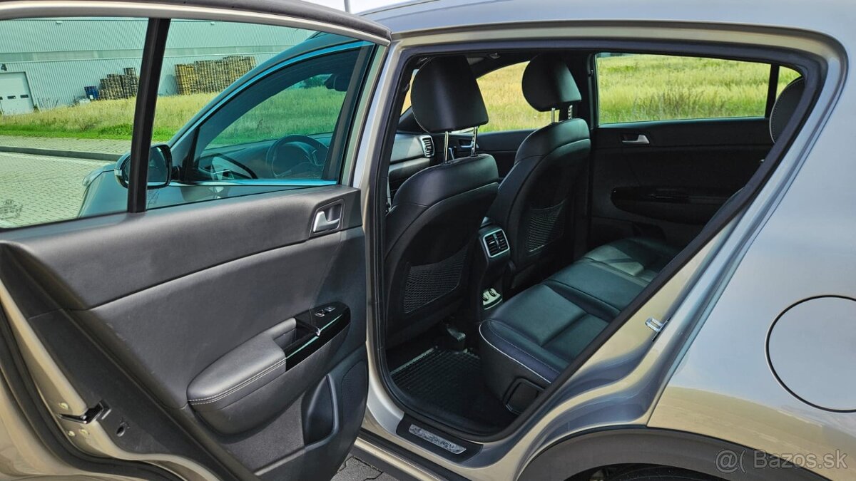 KIA Sportage 2.0 CRDi 4WD AT GT-Line 2017 - 10