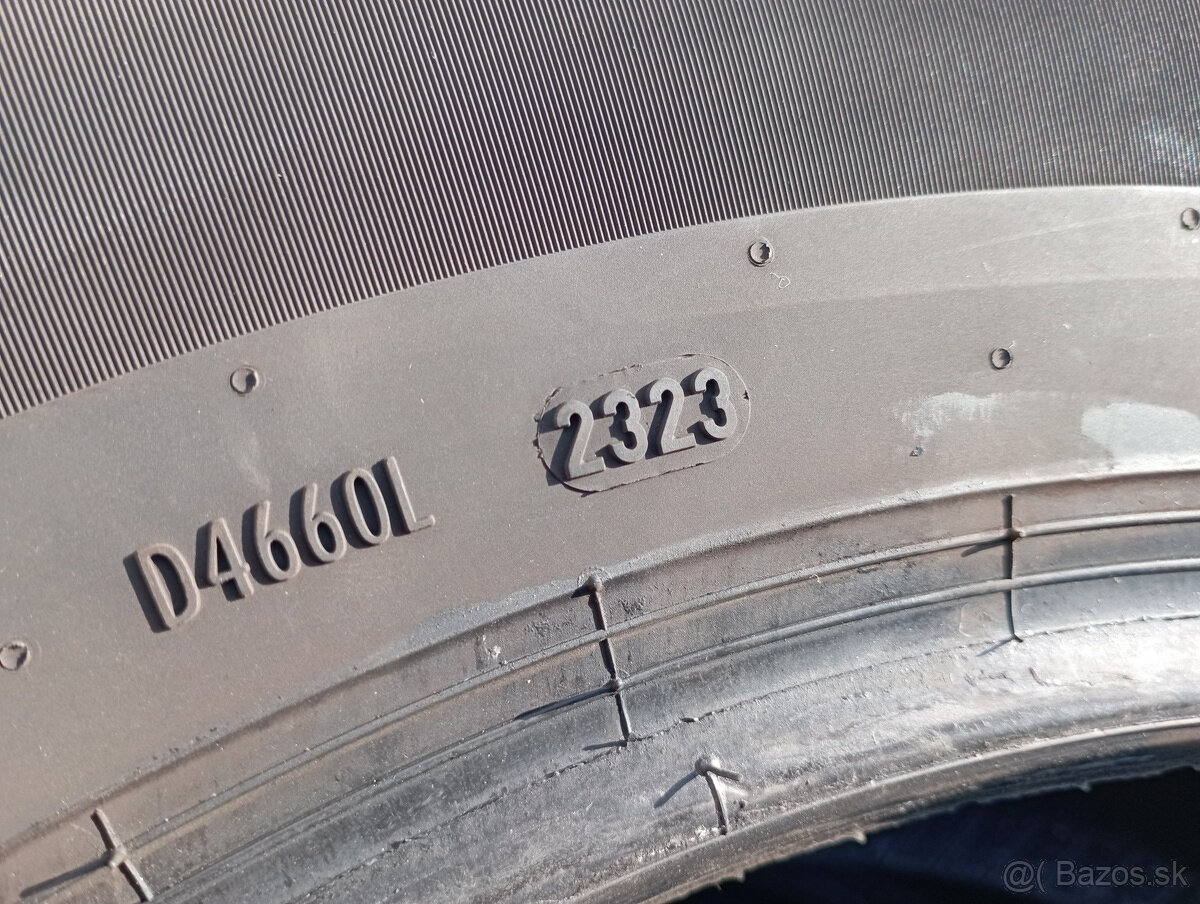 235/65/17 Pirelli letné pneu 4ks - 10