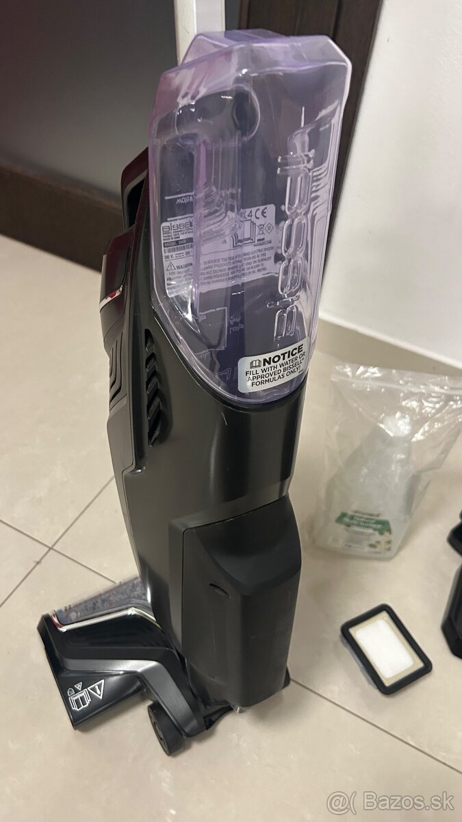 Bissel tyčový vysávač - 10