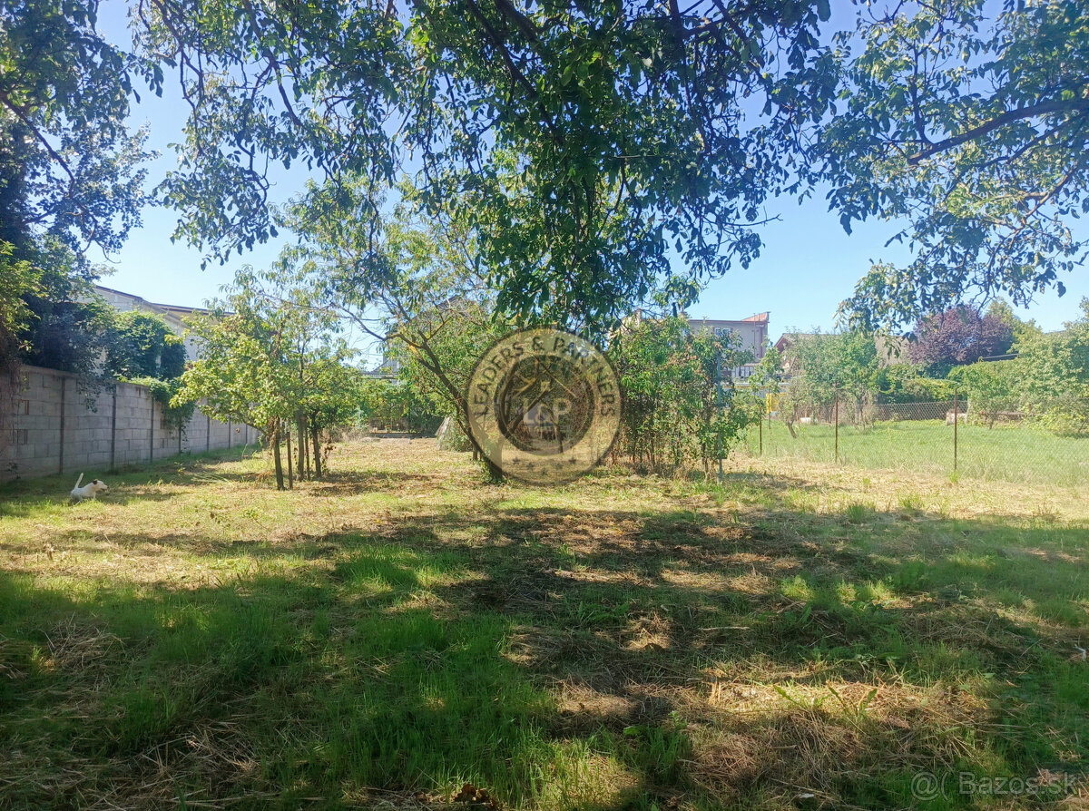 Rodinný dom Nitra - Lužianky Rastislavova ulica - 10