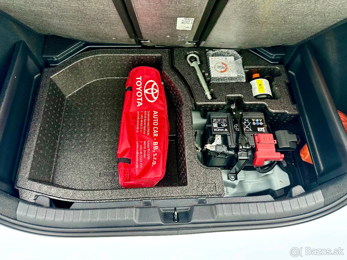 Toyota Corolla 2.0 Hybrid 112kW 2020 - 10