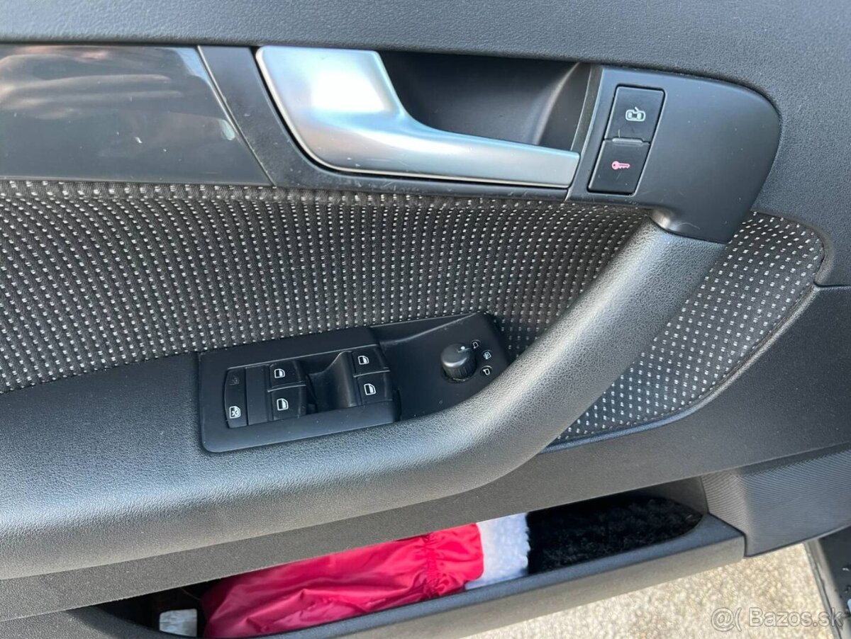 Audi A3 Sportback 2.0 TDI - 10