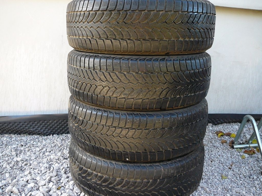 PNEUMATIKY ZIMNE AJ R18 - 10