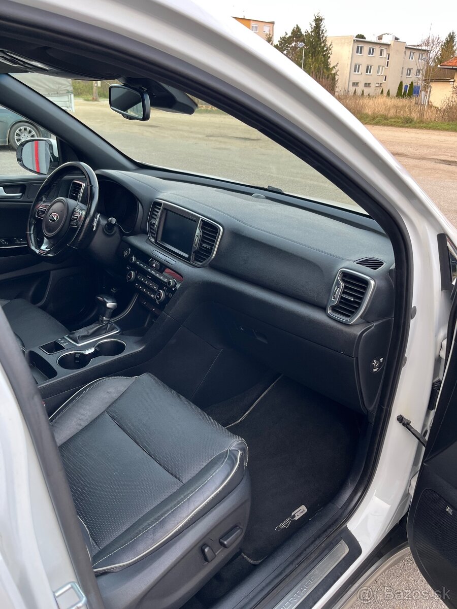 KIA Sportage 2.0 CRDi GT-Line = 4WD (4x4), A/T Panoráma = - 10