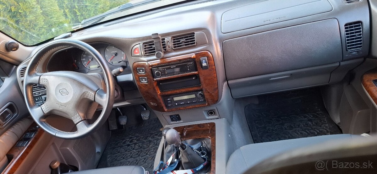 Nissan Patrol Y61 2.8td - 10