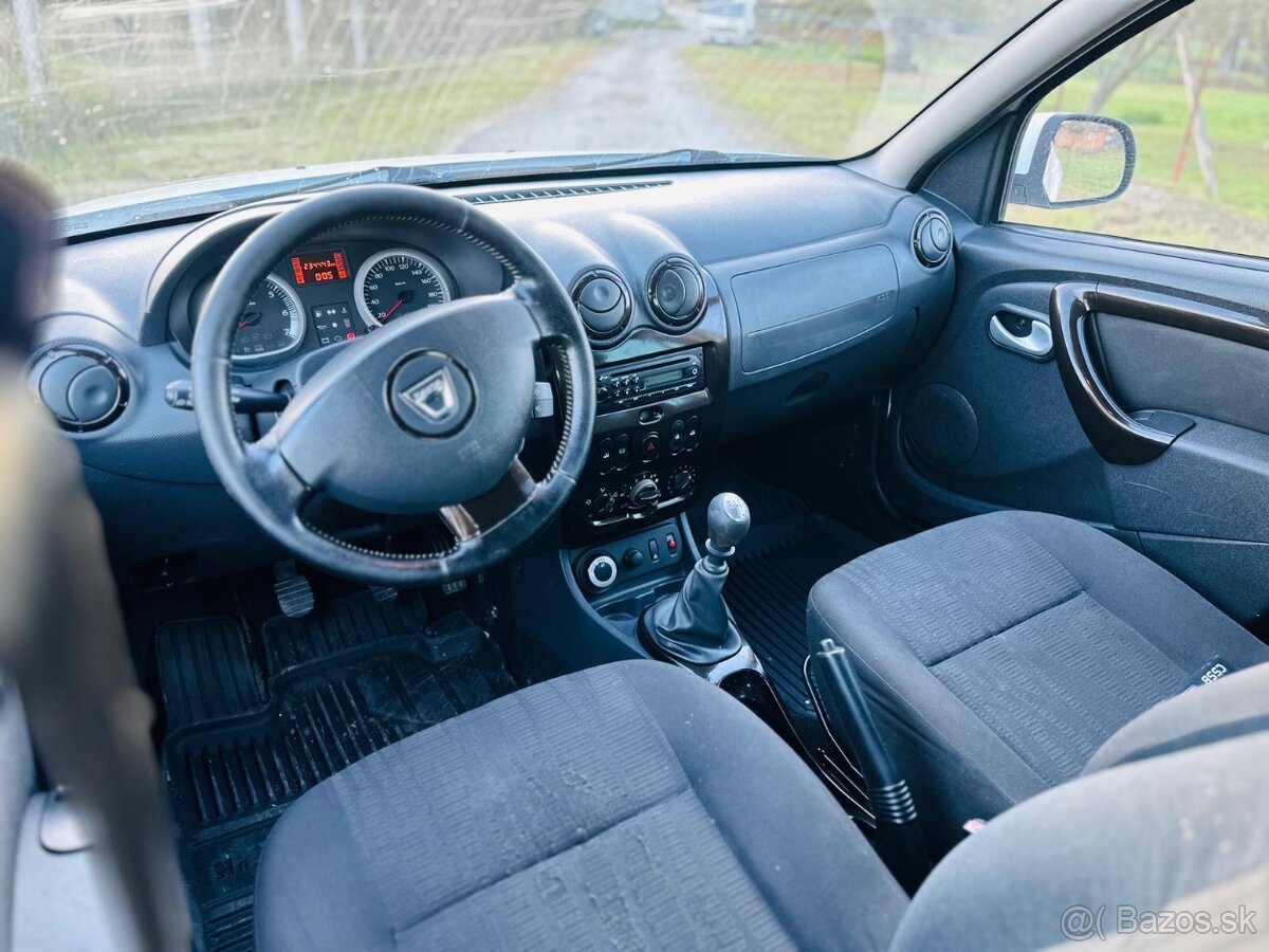 Dacia Duster 4WD - 10