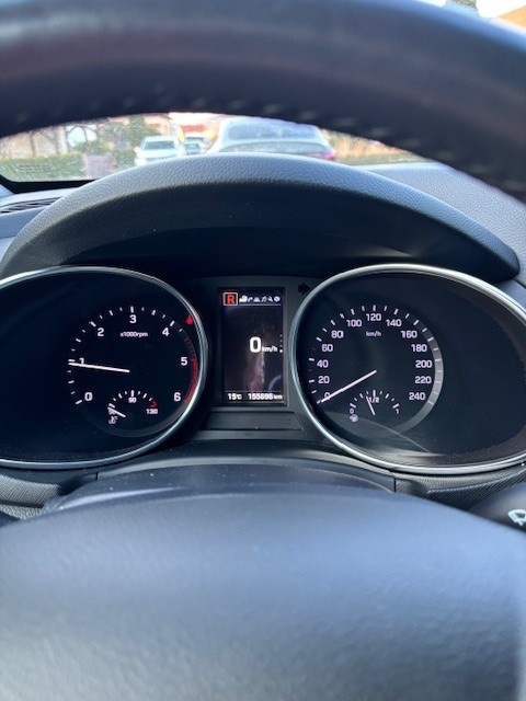 HYUNDAI GRAND SANTA FE - 10