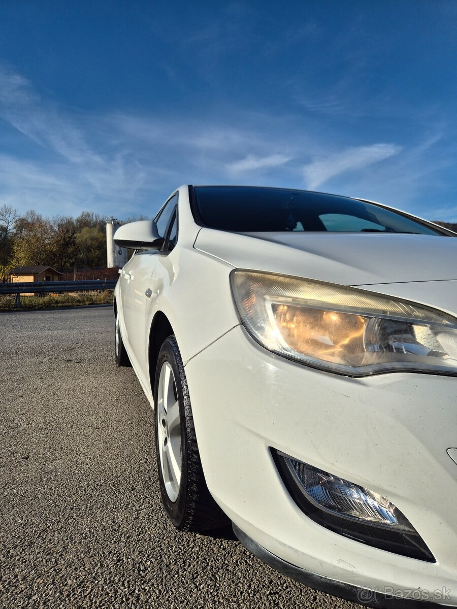 OPEL ASTRA 1.3CDTI 70KW ECOFLEX M5 2011 NOVÉ KÚPENÉ NA SK - 10