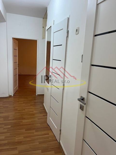 Predaj 2i priestranného bytu s loggiou na Jahodovej ulici - 10