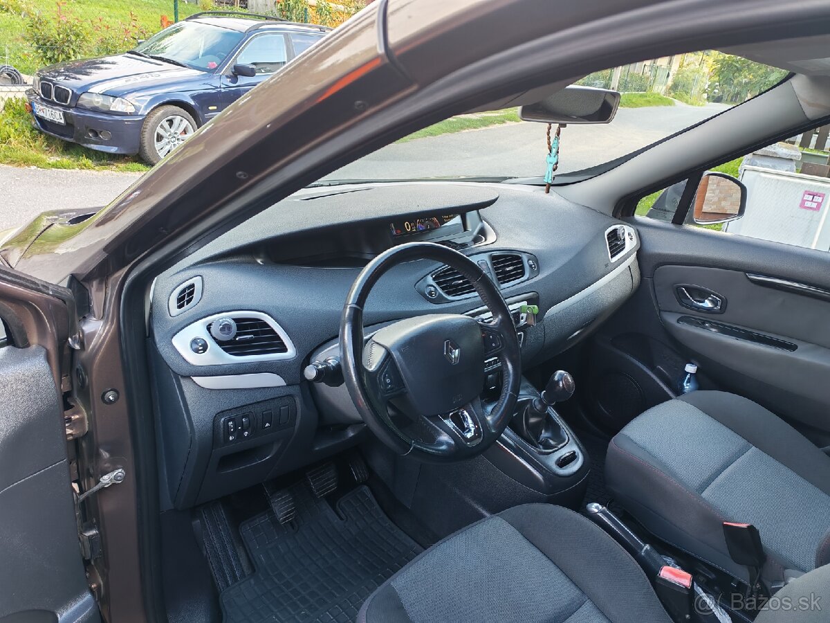 Renault Scénic 1.5dci,r.v.2013 - 10