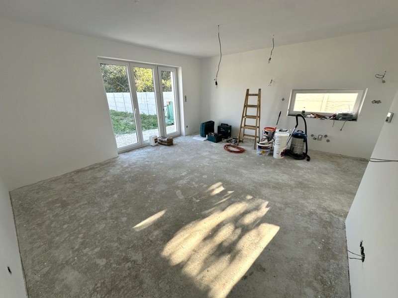 4 izbový rodinný dom 118 m2 na pozemku 719 m2, Sládkovičovo - 10