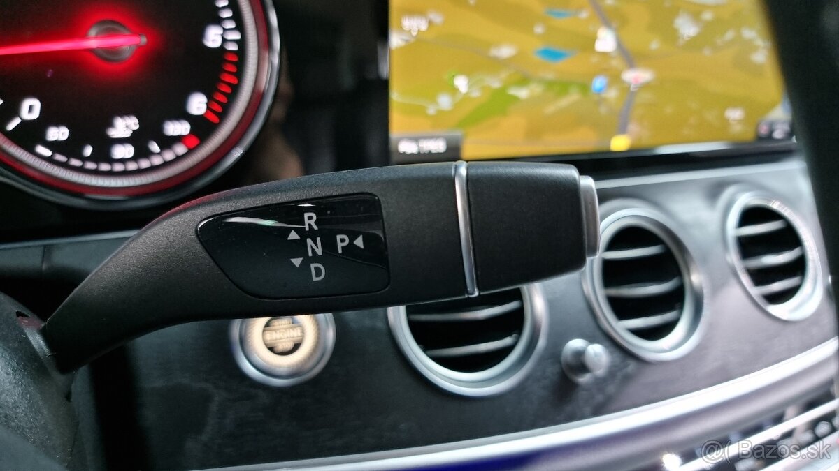 2018 MERCEDES BENZ E220d Avantgarde - 10