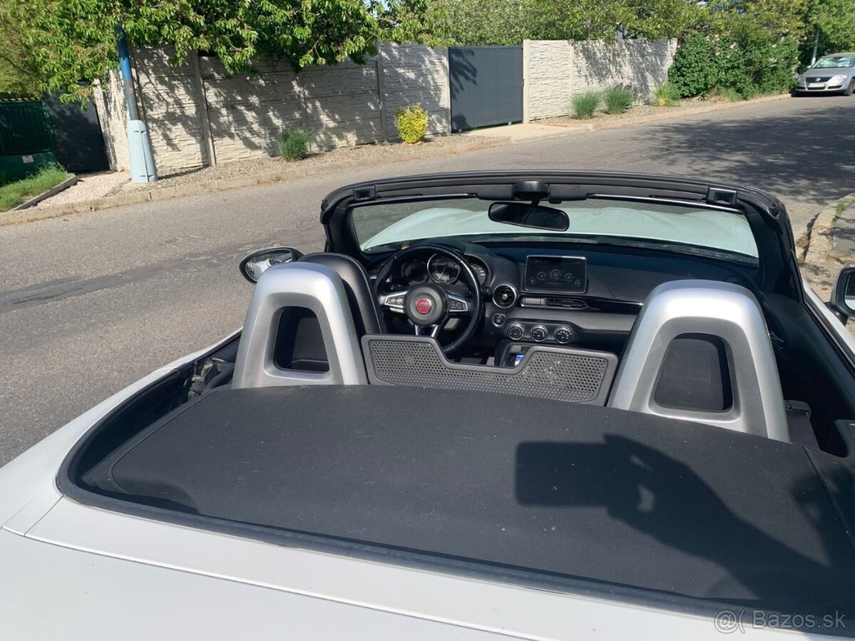 Fiat 124 Spider 1.4 Turbo MultiAir, 2017 rok - 10