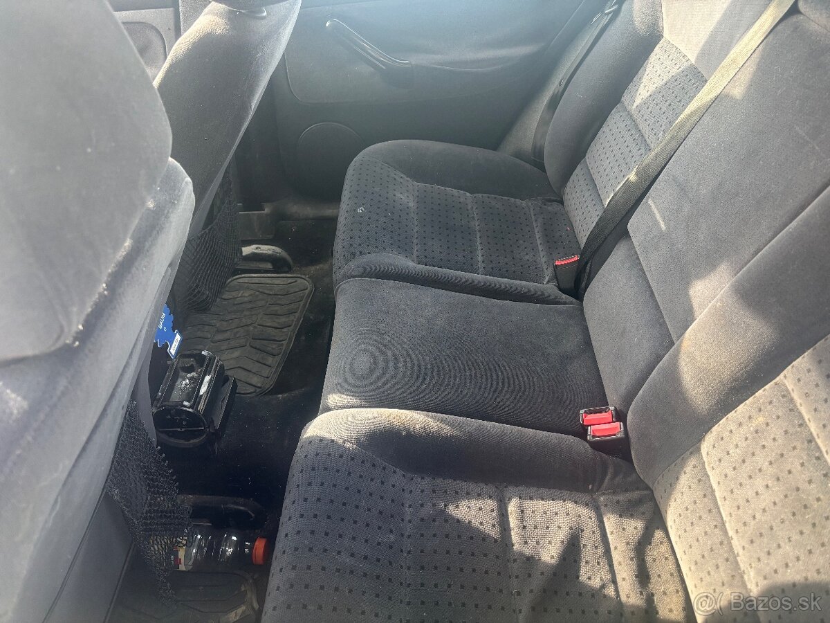 Predám Volkswagen golf 4 1.9TDI - 10