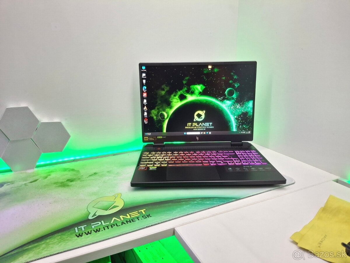 🎮🔥 Herný notebook s RTX 4070 – AMD Ryzen™ 7 8845HS + 165Hz - 10